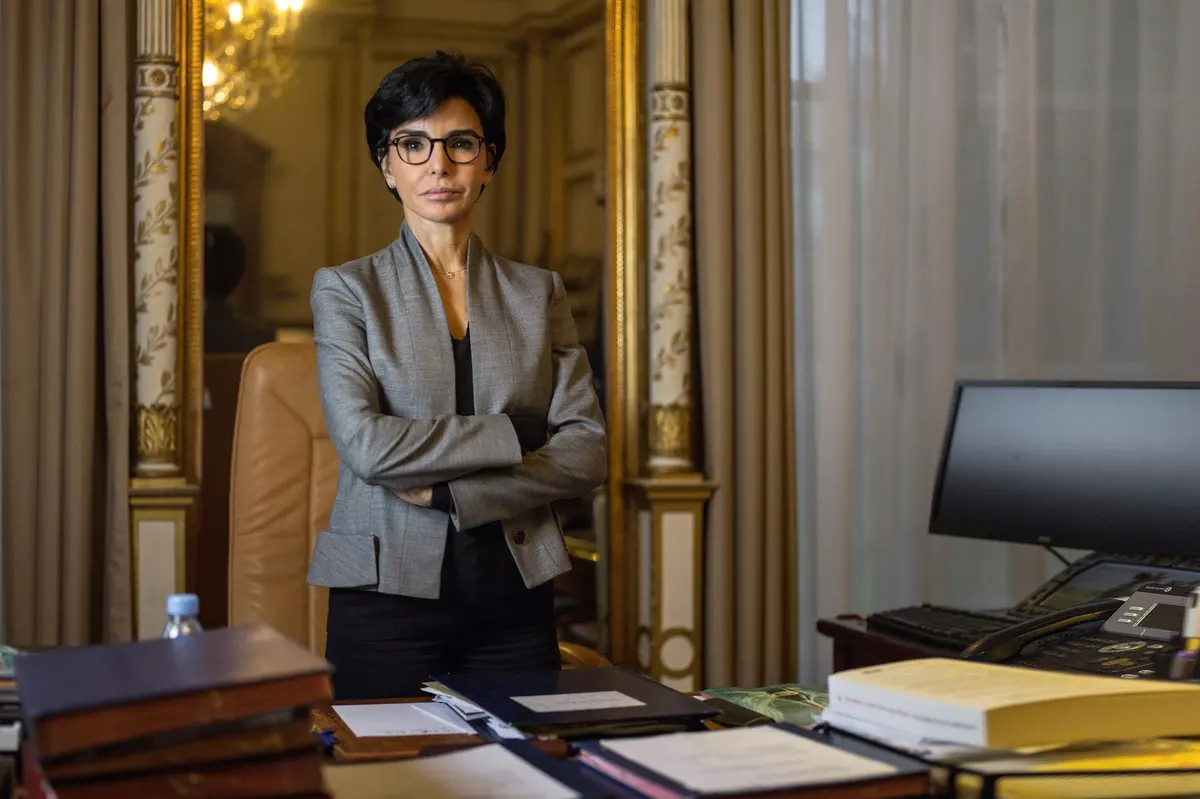 Ministère de la Culture | Ministère de la Culture  https://www.facebook.com/people/Rachida-Dadati/pfbid02PqKqph4eg8tih7jk1y811AX9GyJWaGWYRj4KfYTEfw2w8Kev76cmK1N5QEEkWF8Wl/ 